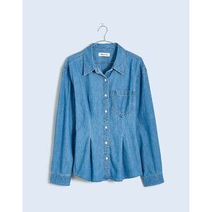Madewell Denim Darted Button-Up Shirt in Winnset Wash S